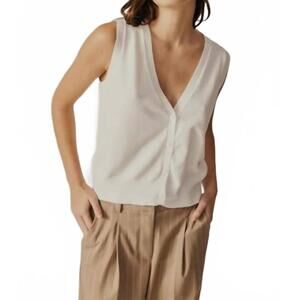 NEW DÈLUC berberis knit vest in ecru